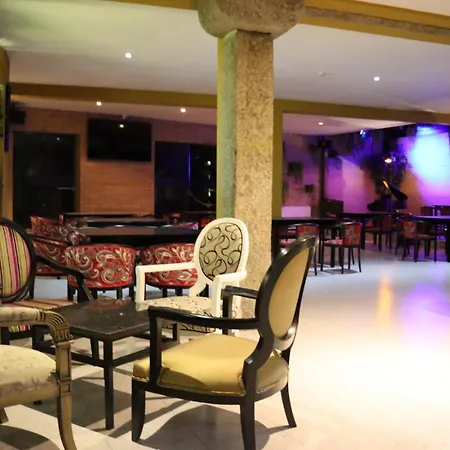 Leonchic - Com Piscina De Agua Salgada Barcelos