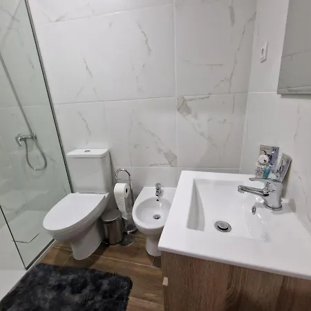 Leonchic - Com Piscina De Agua Salgada بارسيلوس