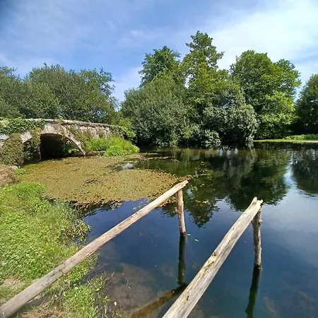 Отель Leonchic - Com Piscina De Agua Salgada *