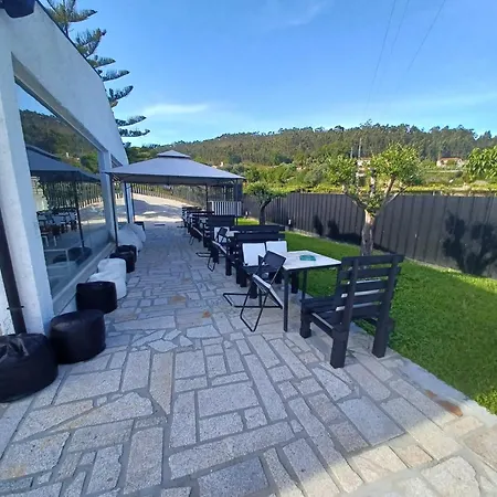 Hotel Leonchic - Com Piscina De Agua Salgada