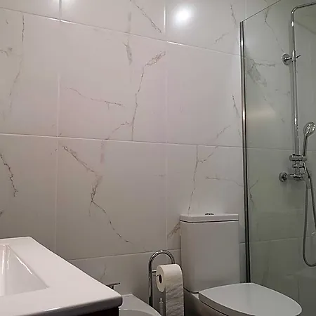 Leonchic - Com Piscina De Agua Salgada Barcelos