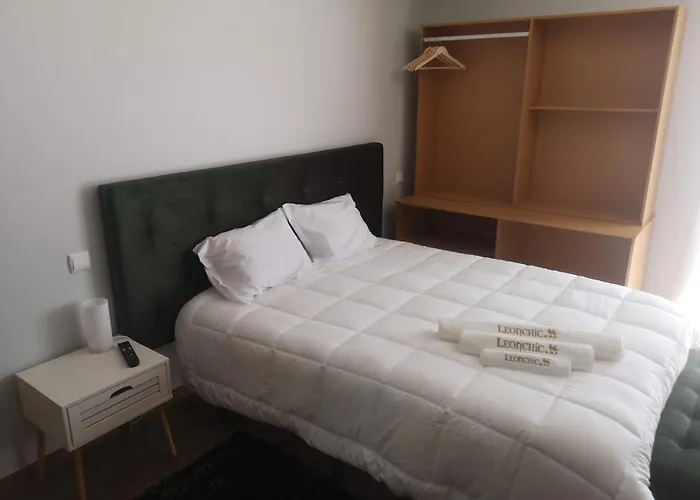 Leonchic - Com Piscina De Agua Salgada מלון ברסלוס