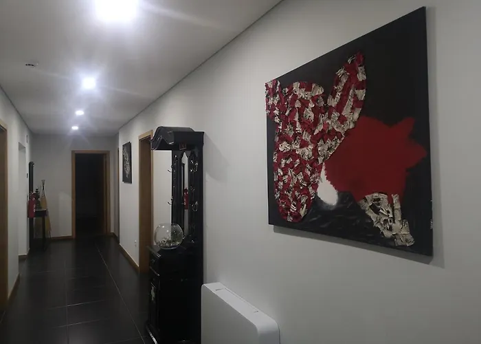 Leonchic - Com Piscina De Agua Salgada Hotel *