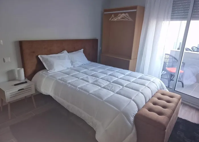 Leonchic - Com Piscina De Agua Salgada