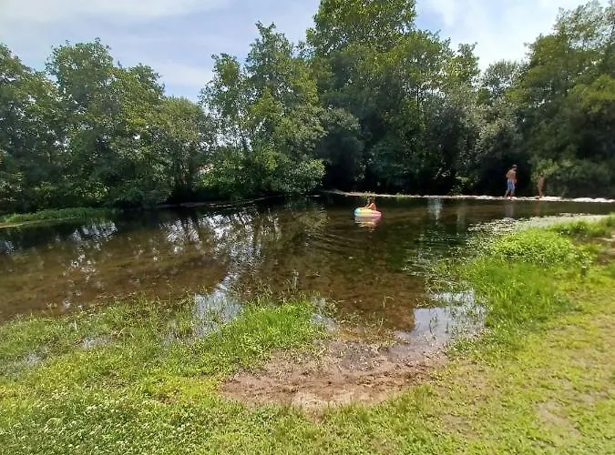 Leonchic - Com Piscina De Agua Salgada מלון