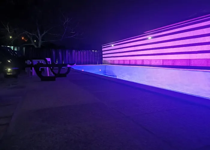 Leonchic - Com Piscina De Agua Salgada Hotel Barcelos